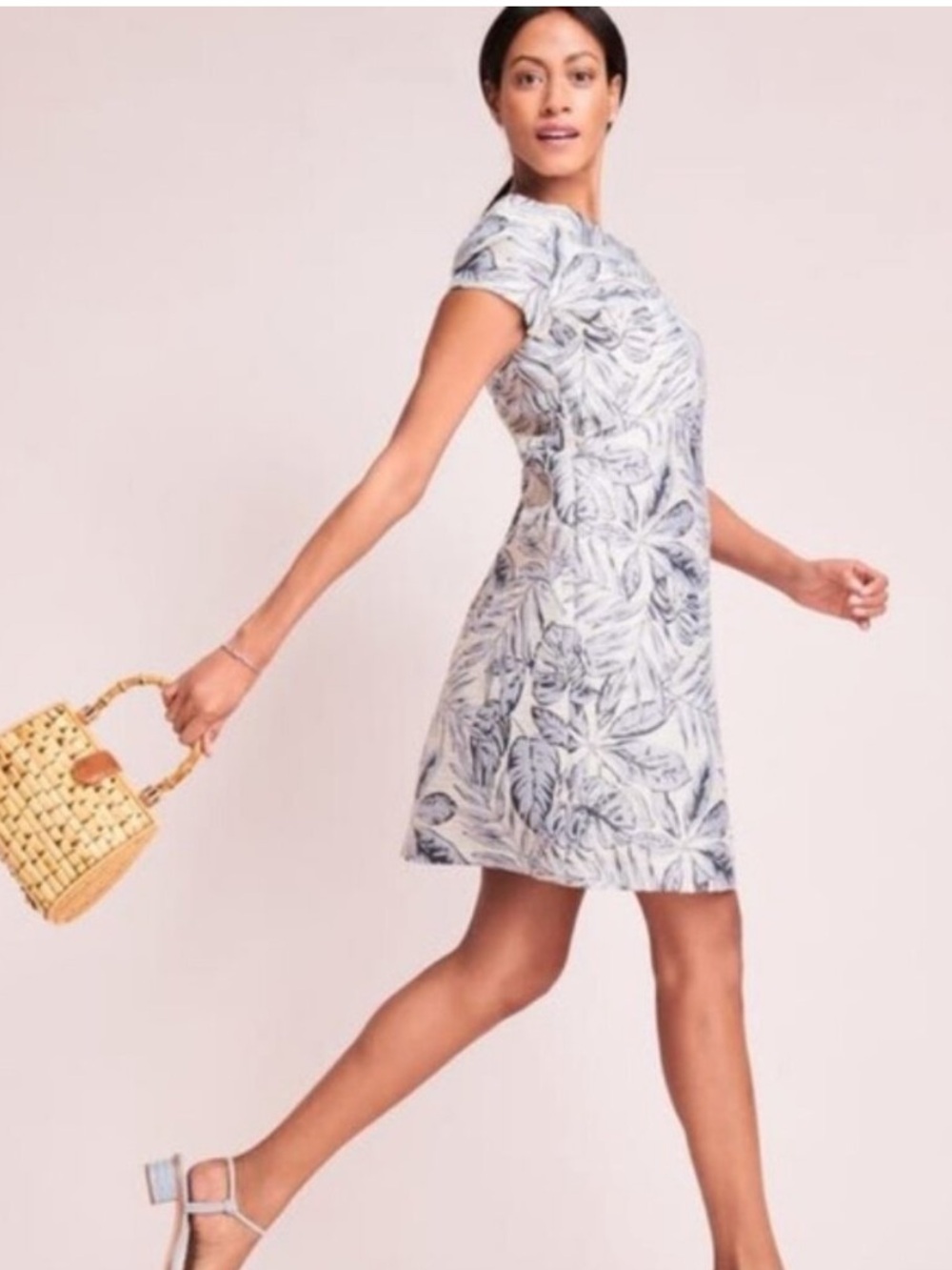 J. McLaughlin Gray Fauna Leaf-Print Jacquard Francine Shift Dress Indigo Leaflet